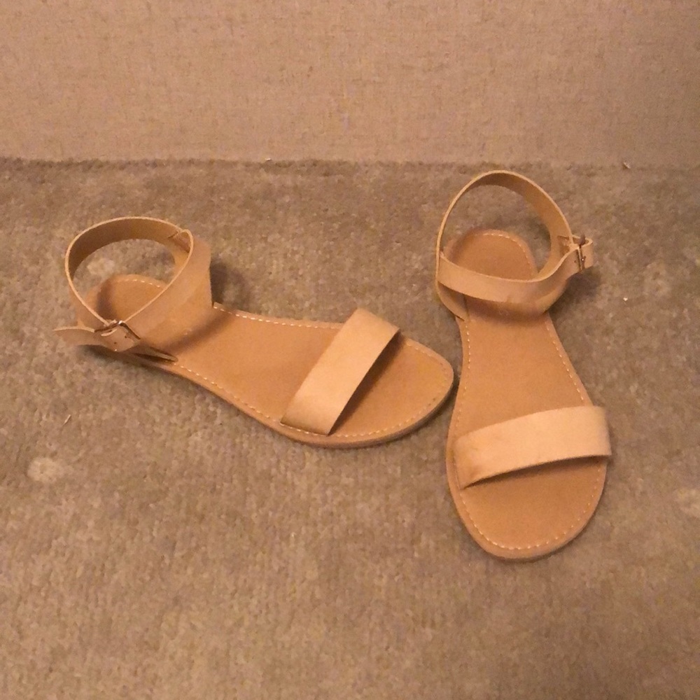 Womens flats